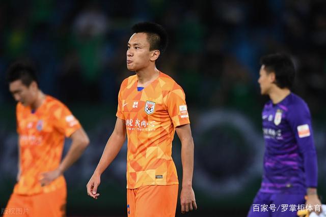 詹姆斯末节超神单节19分 湖人逆天翻盘胜快船